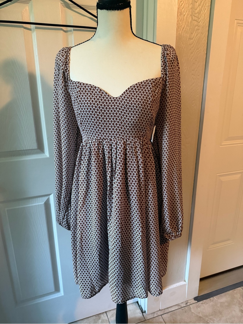 Abercrombie & Fitch Brown and White Patterned Dress.